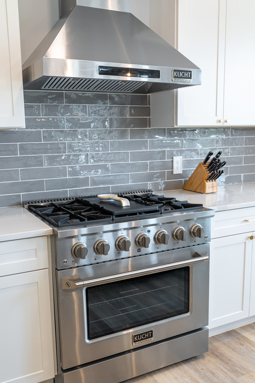 Kitchen remodel with tile backsplash