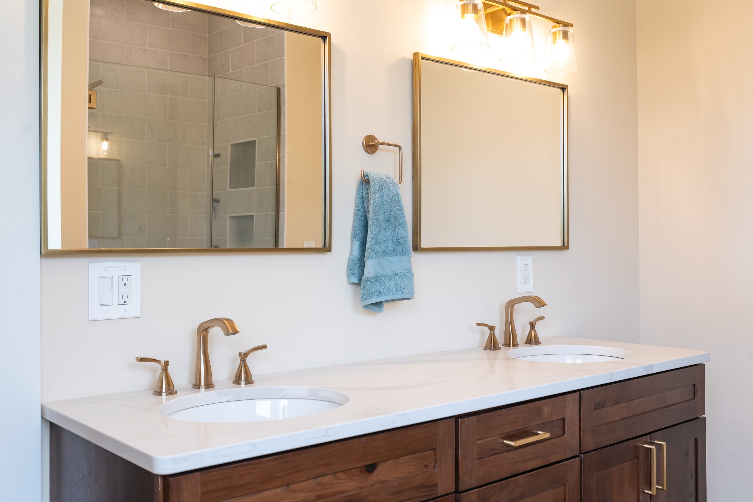 his and hers sink bathroom remodel